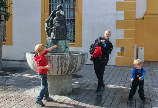 Freiberg Tratschweiberbrunnen