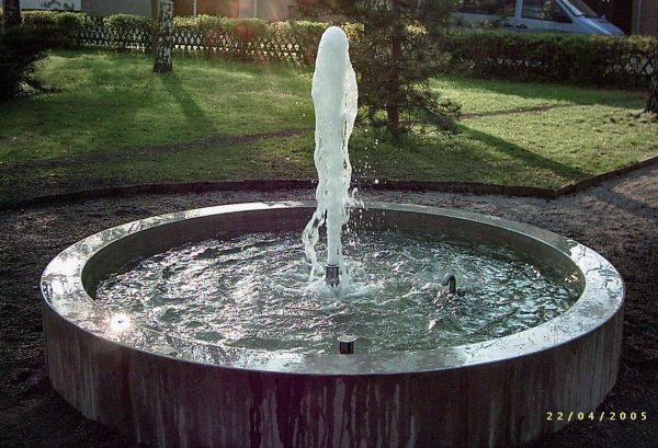 Neumark Klassischer Springbrunnen